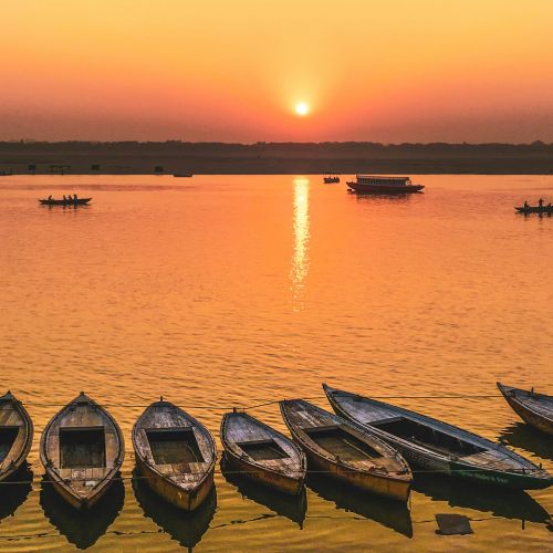 private boat in varanasi